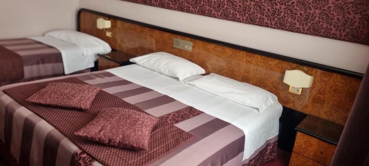 Hotel Villa Regina Margherita Rovigo Exterior photo