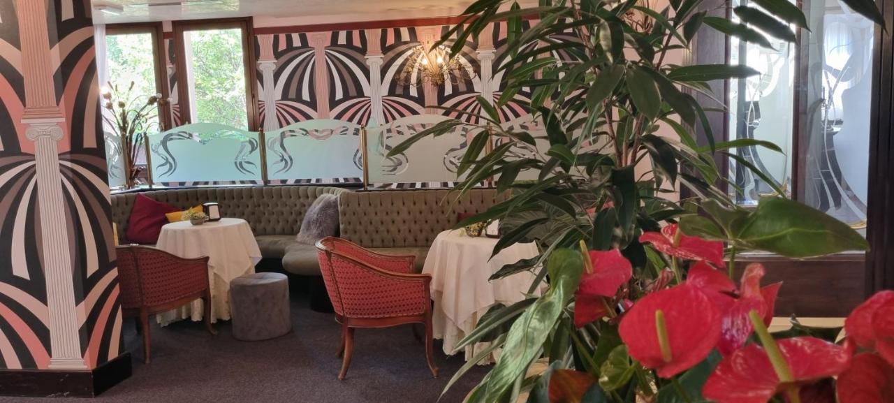 Hotel Villa Regina Margherita Rovigo Exterior photo
