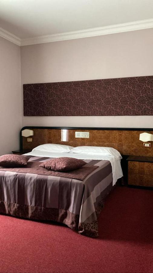 Hotel Villa Regina Margherita Rovigo Exterior photo