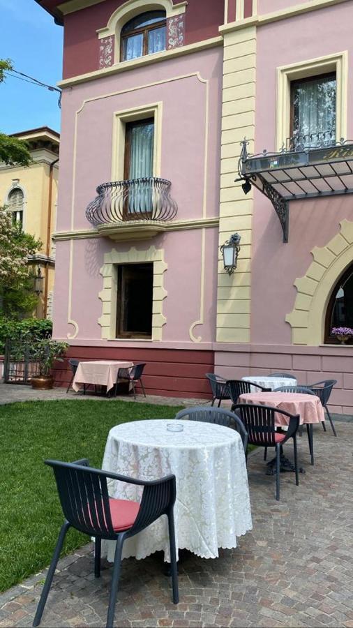 Hotel Villa Regina Margherita Rovigo Exterior photo
