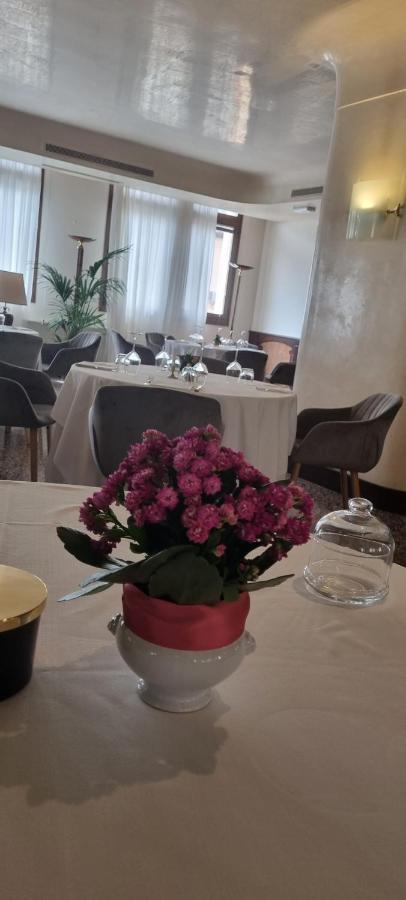 Hotel Villa Regina Margherita Rovigo Exterior photo