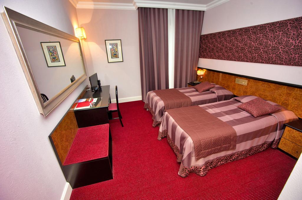 Hotel Villa Regina Margherita Rovigo Exterior photo